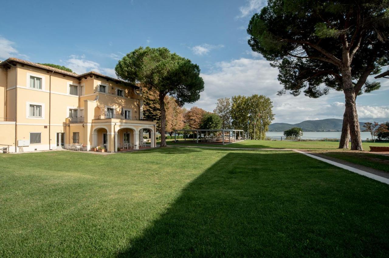 Isola Polvese Resort Castiglione del Lago Kültér fotó