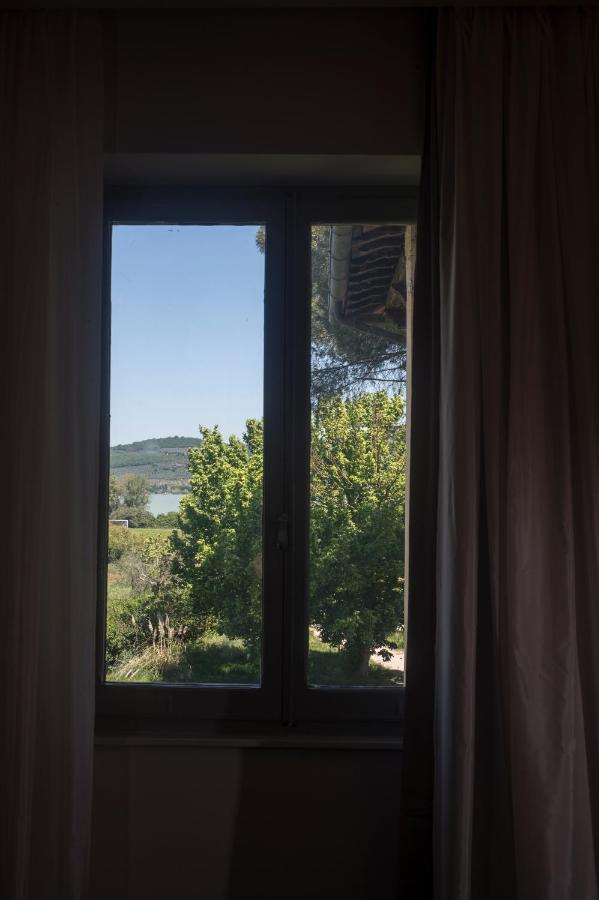 Isola Polvese Resort Castiglione del Lago Kültér fotó