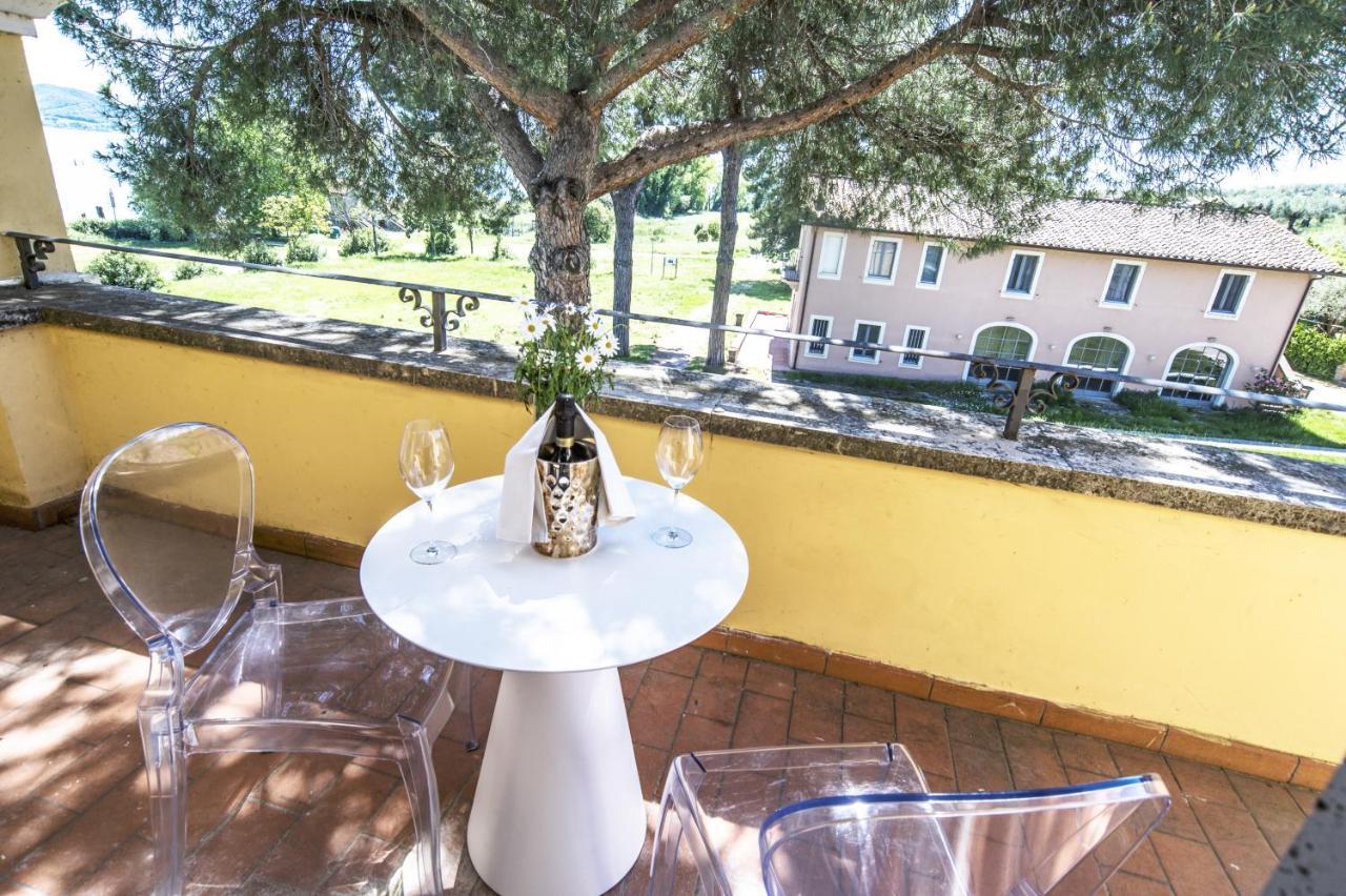 Isola Polvese Resort Castiglione del Lago Kültér fotó